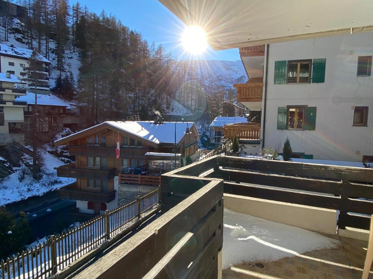 L'Attila - Big And Cozy Flat In The Center 7 Beds Apartman Zermatt Kültér fotó